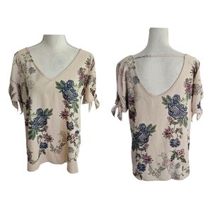 ing Floral Open Sleeve Low Back Blouse